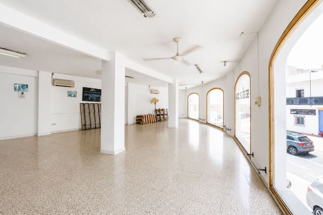 Townhouse for sale in Javea / Xàbia - € 299,000 (Ref: 9117950)