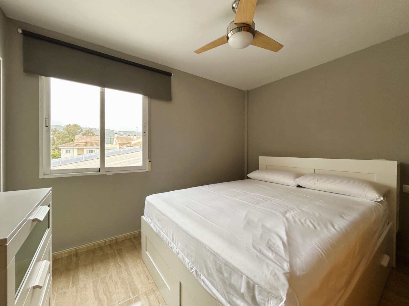 3 sovrum Lägenhet att hyra i Javea / Xabia med pool garage - 1 280 € (Ref: 9117953)