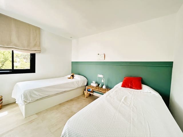 Apartamento de 2 habitaciones en Javea / Xàbia en alquiler con garaje - 850 € (Ref: 9258203)