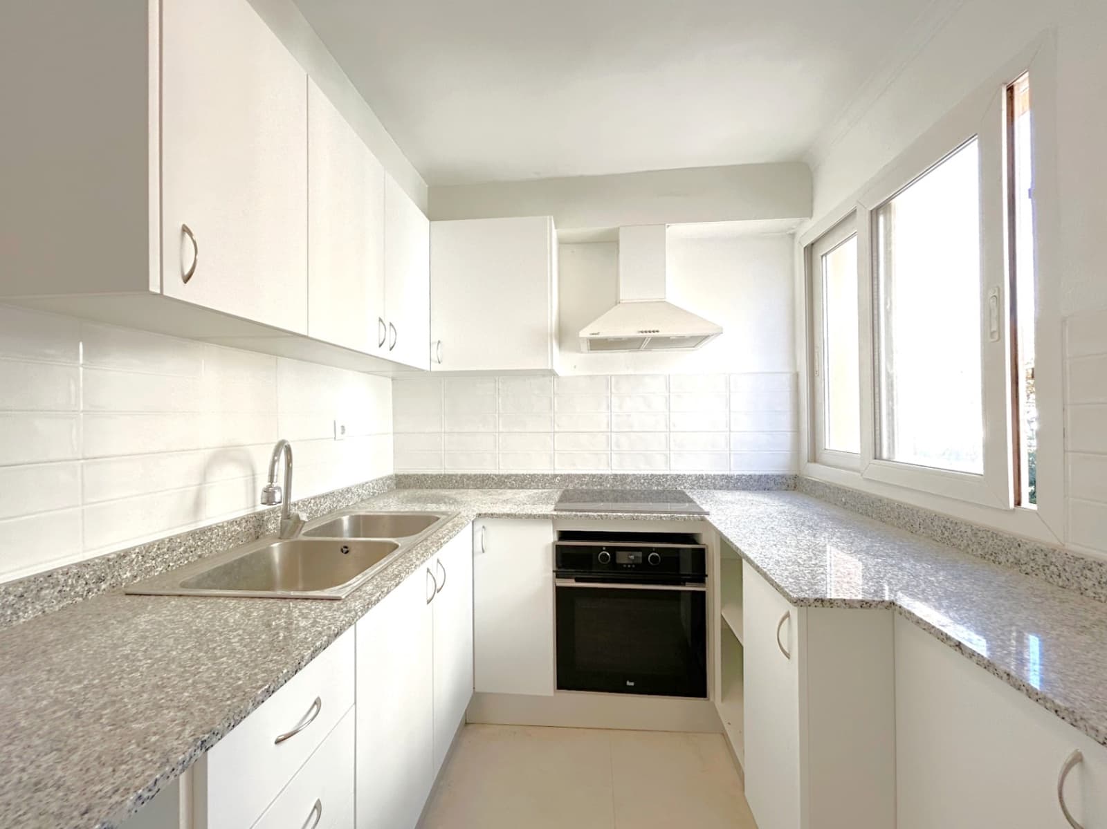 3 camera da letto Appartamento da affittare in Javea / Xabia con garage - 1.300 € (Rif: 9301421)