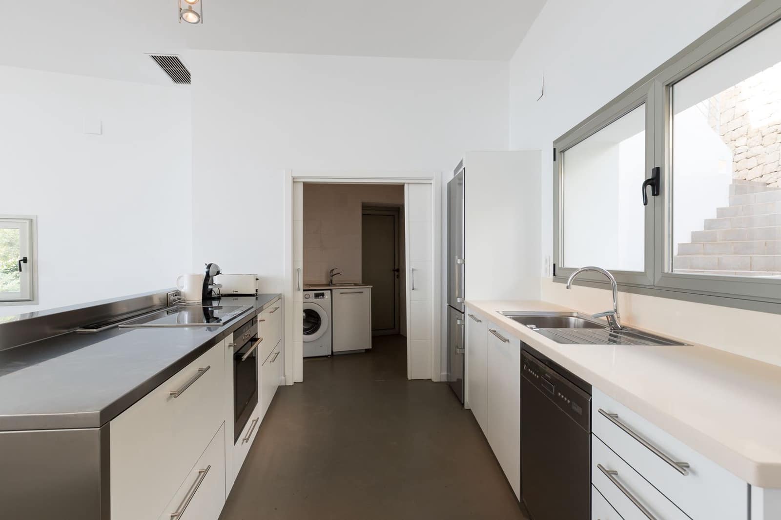 3 bedroom Villa for rent in Javea / Xabia with pool garage - € 4,300 (Ref: 9363110)