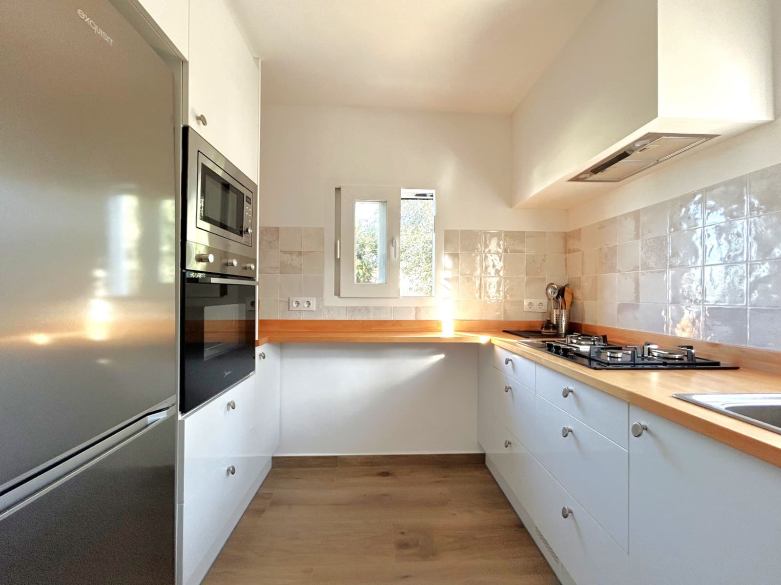 Villa/Maison de 1 chambre à louer à Javea / Xabia avec garage - 800 € (Ref: 9402445)