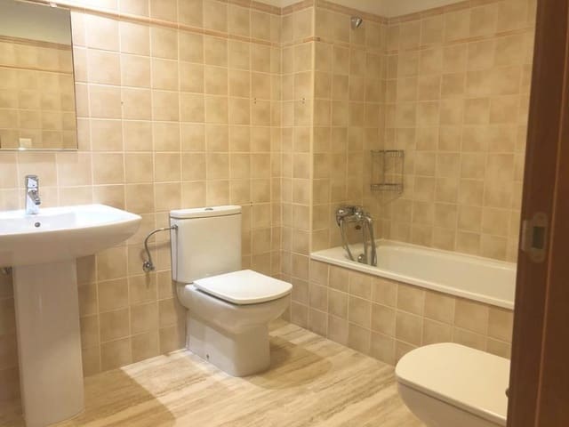 4 bedroom Penthouse for rent in Javea / Xàbia with pool garage - € 1,600 (Ref: 9469953)