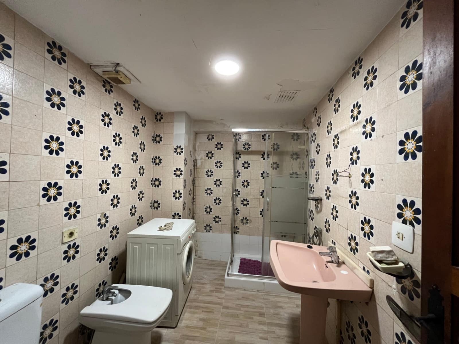 Kaupallinen myytävänä paikassa Javea / Xabia - 235 000 € (Ref: 9489844)