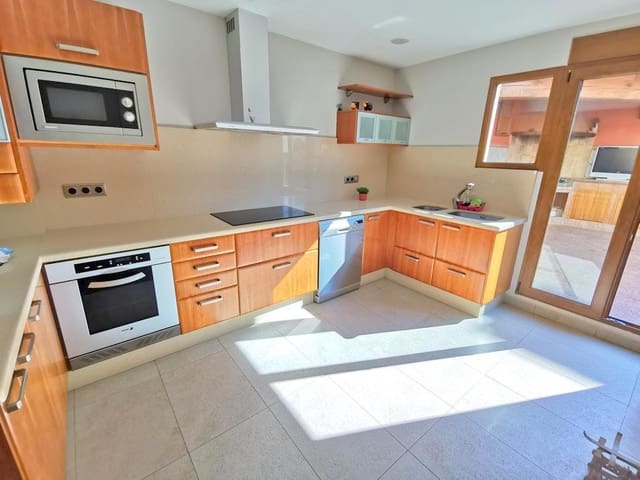 3 makuuhuone Huoneisto vuokrattavana paikassa Centro ciudad, Javea / Xàbia - 1 150 € (Ref: 9493878)
