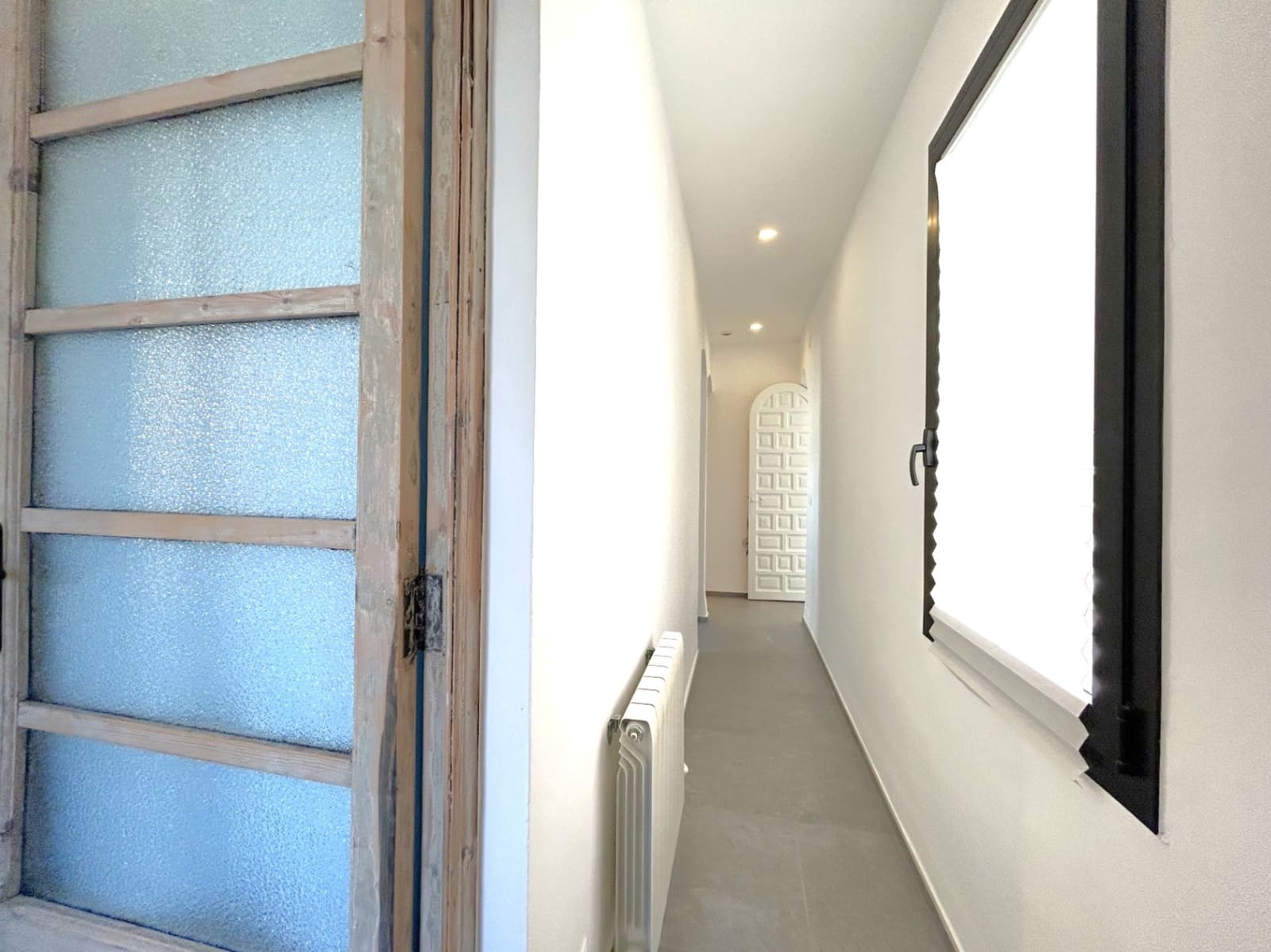 5 bedroom Villa for sale in Gata de Gorgos with pool garage - € 695,000 (Ref: 9503584)