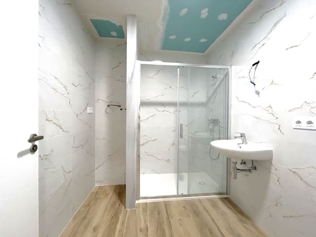 Erhverv til leje i Javea / Xàbia - € 1.350 (Ref: 9516595)