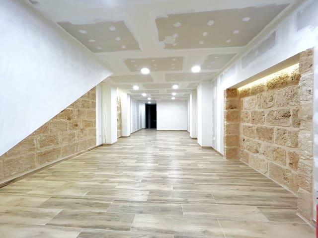 Erhverv til leje i Javea / Xàbia - € 1.350 (Ref: 9516595)