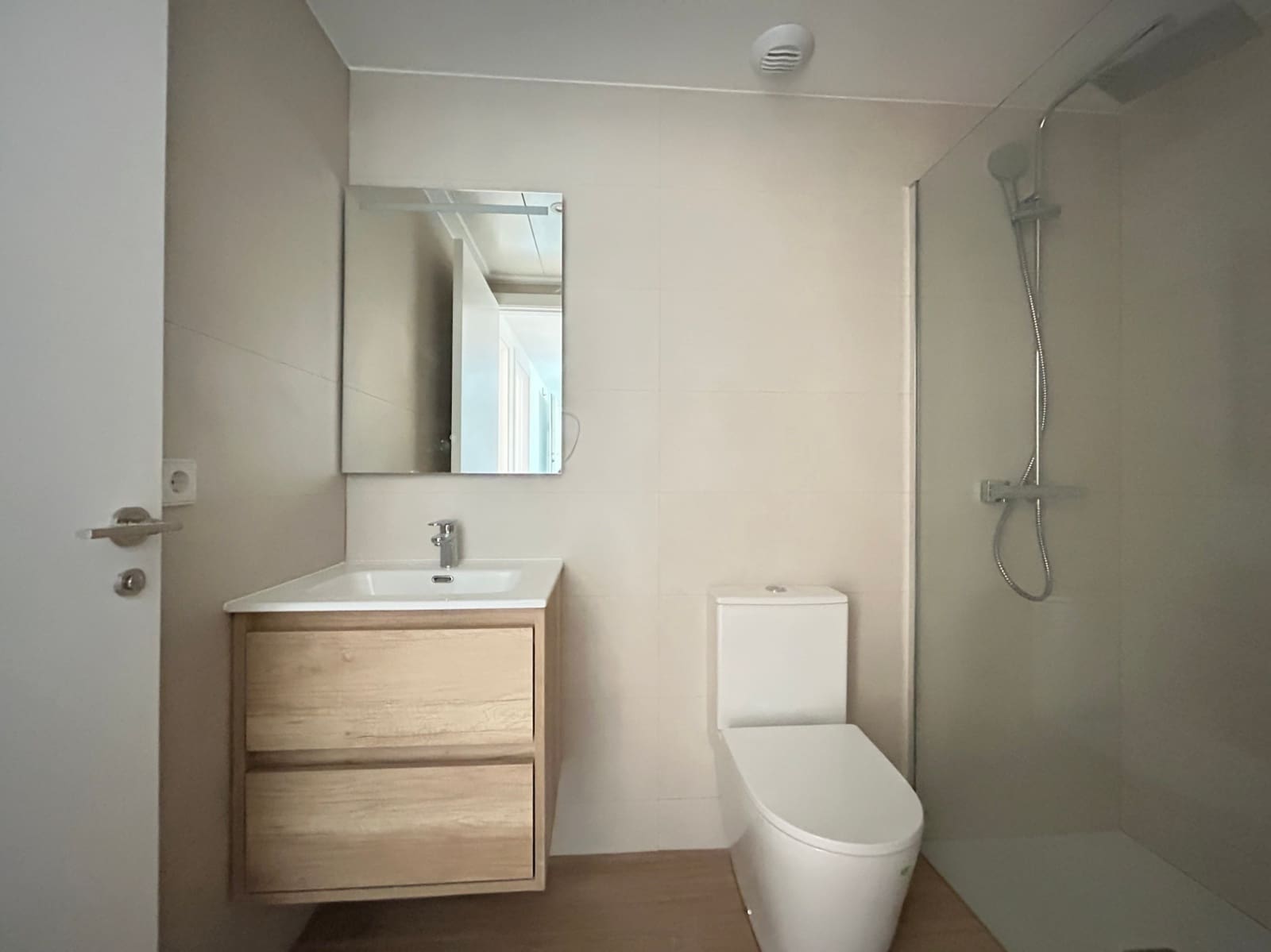 3 soveværelse Lejlighed til leje i Javea / Xabia med swimmingpool garage - € 1.800 (Ref: 9559384)