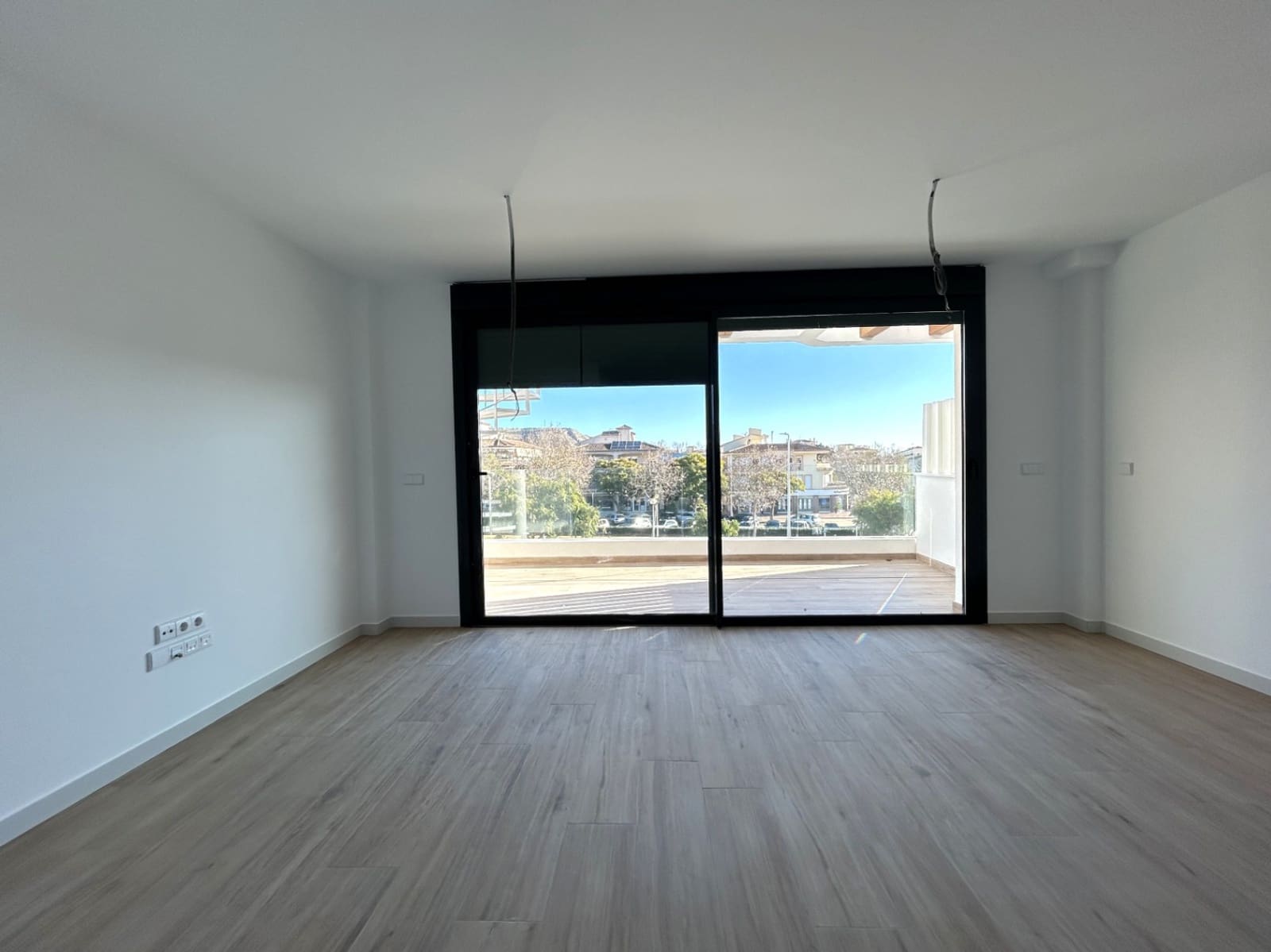 3 soveværelse Lejlighed til leje i Javea / Xabia med swimmingpool garage - € 1.800 (Ref: 9559384)