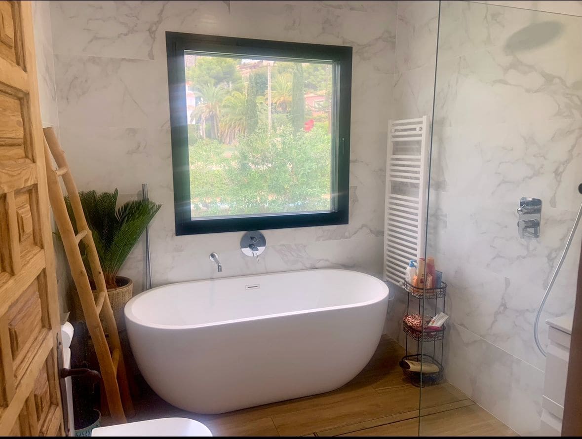 4 makuuhuone Huvila myytävänä paikassa Javea / Xabia mukana uima-altaan 
autotalli - 1 150 000 € (Ref: 9592301)