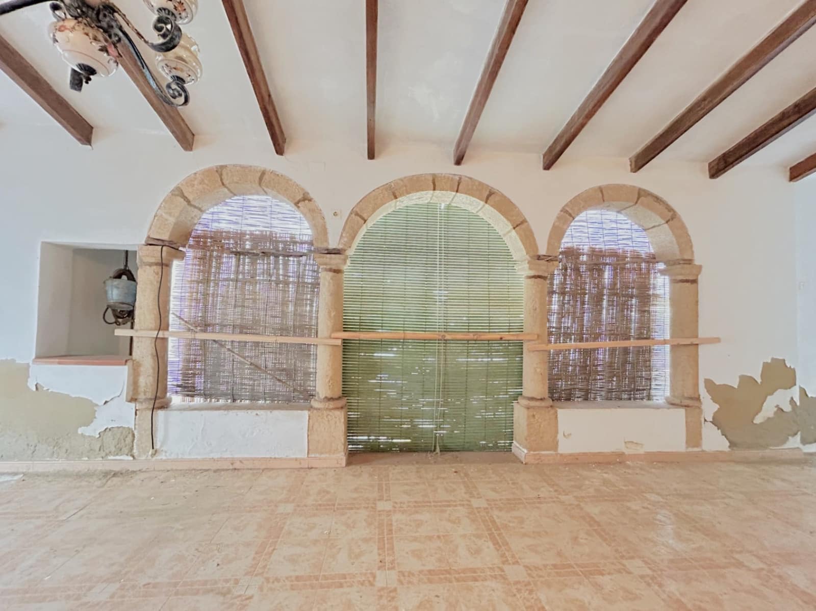 3 bedroom Villa for sale in Javea / Xabia with garage - € 370,000 (Ref: 9646305)