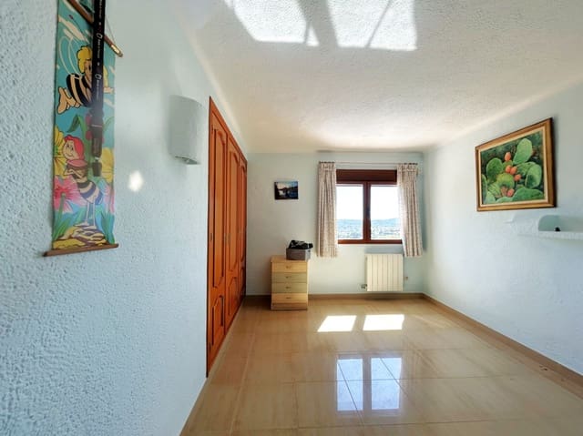 4 bedroom Villa for rent in Partida Tosal - Zona del Castellans, Javea / Xàbia with pool garage - € 2,800 (Ref: 9665447)