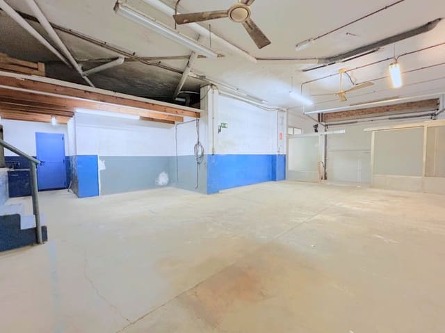 Erhverv til leje i Javea / Xàbia - € 1.800 (Ref: 9680586)