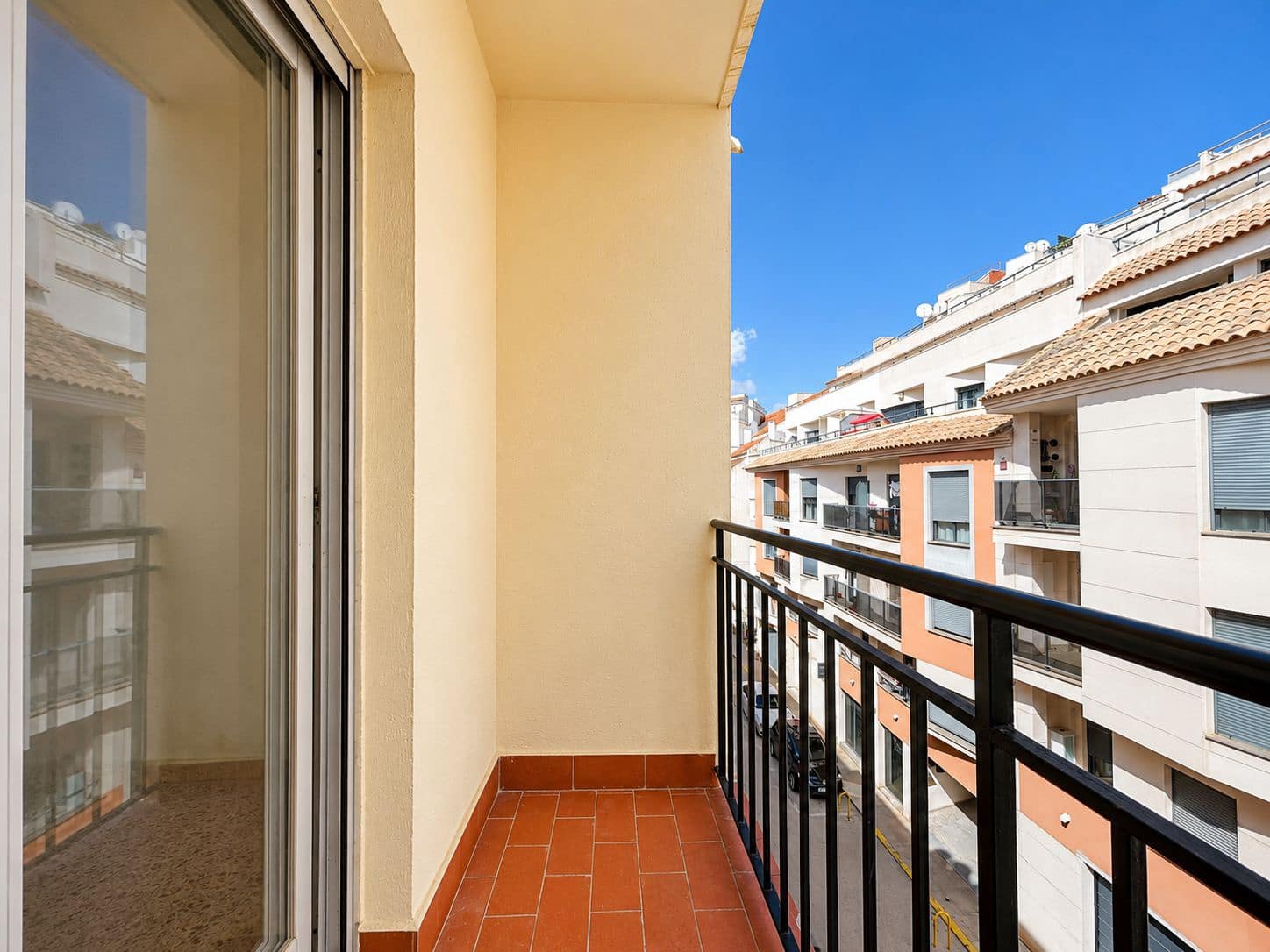 3 bedroom Apartment for sale in Benissa - € 160,000 (Ref: 9680618)