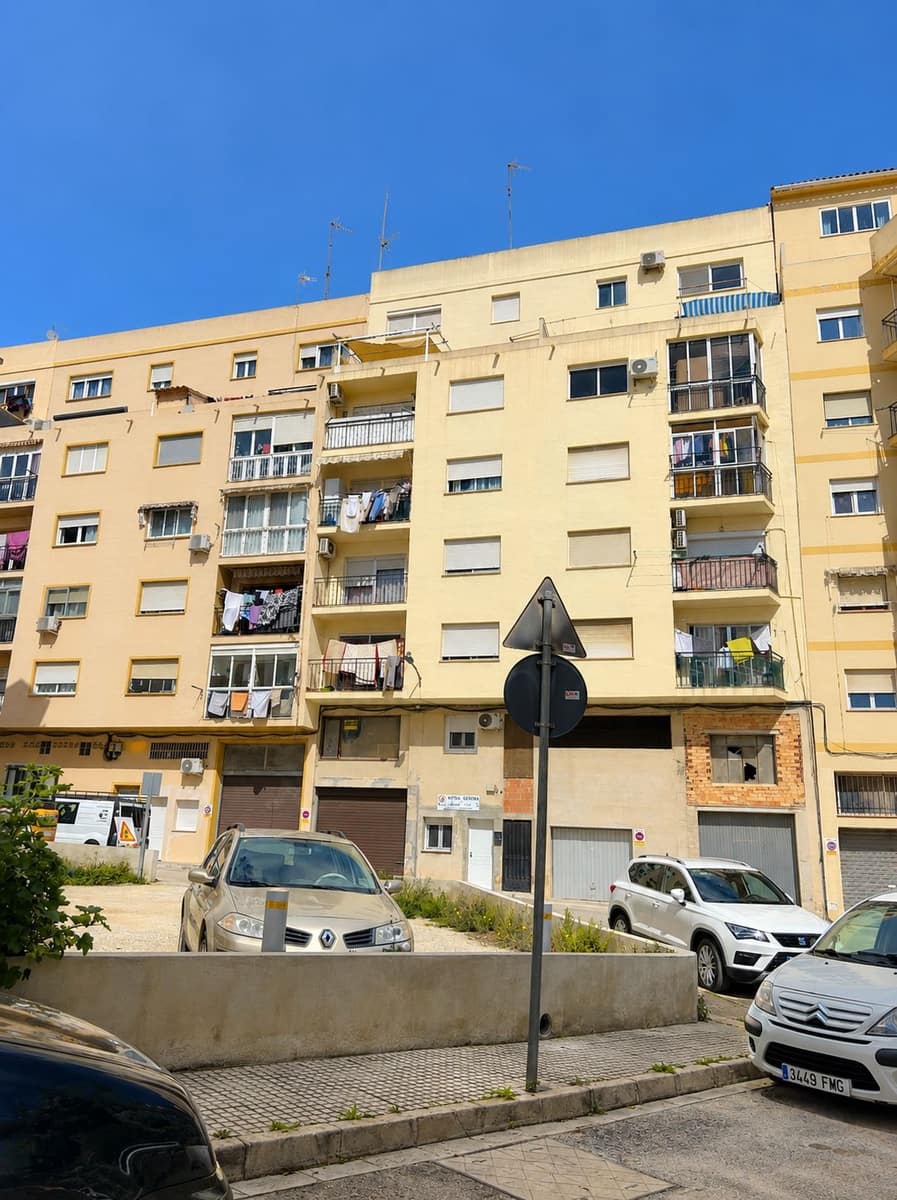 3 bedroom Apartment for sale in Benissa - € 160,000 (Ref: 9680618)