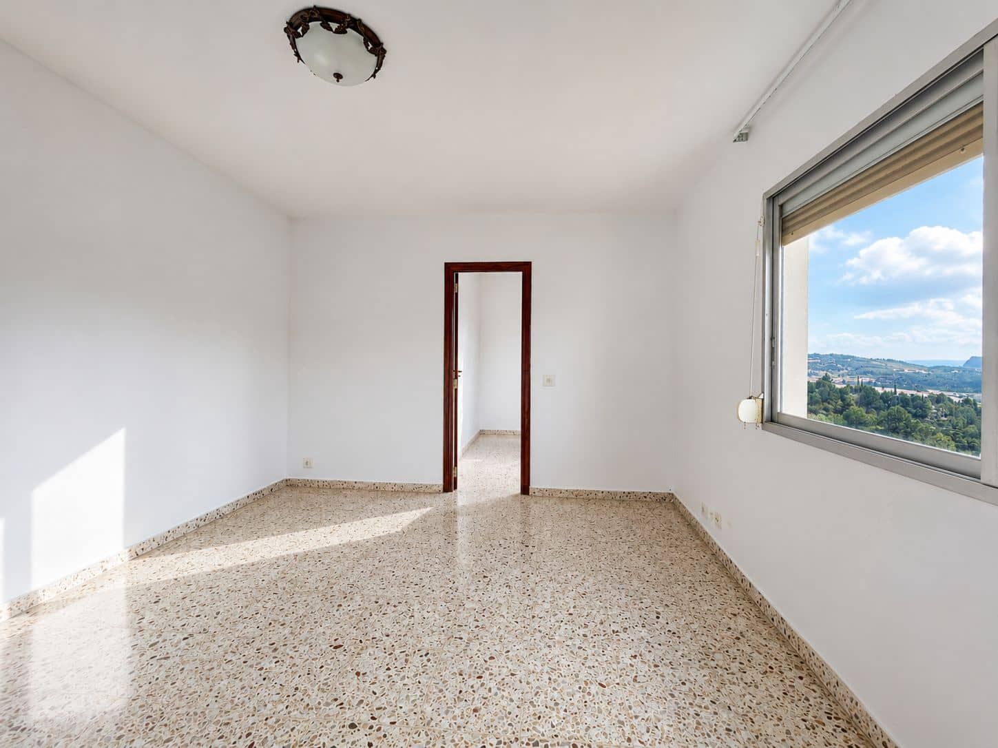 3 bedroom Apartment for sale in Benissa - € 160,000 (Ref: 9680618)