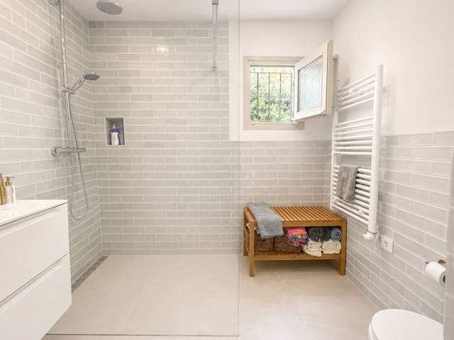 Chalet de 4 habitaciones en Javea / Xàbia en alquiler con piscina garaje - 2.300 € (Ref: 9720509)