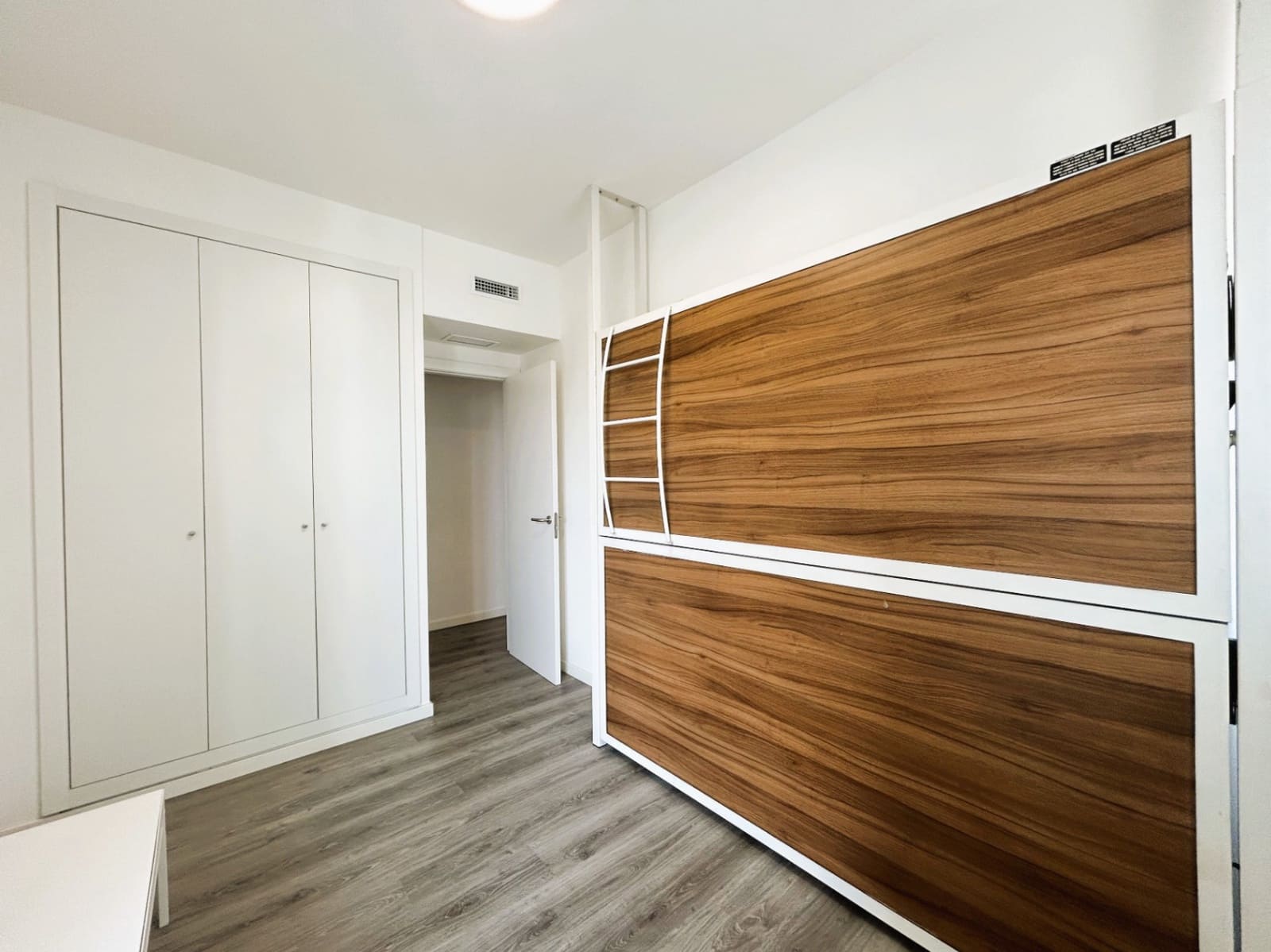 3 bedroom Apartment for rent in Arenal with garage - € 1,295 (Ref: 9734116)