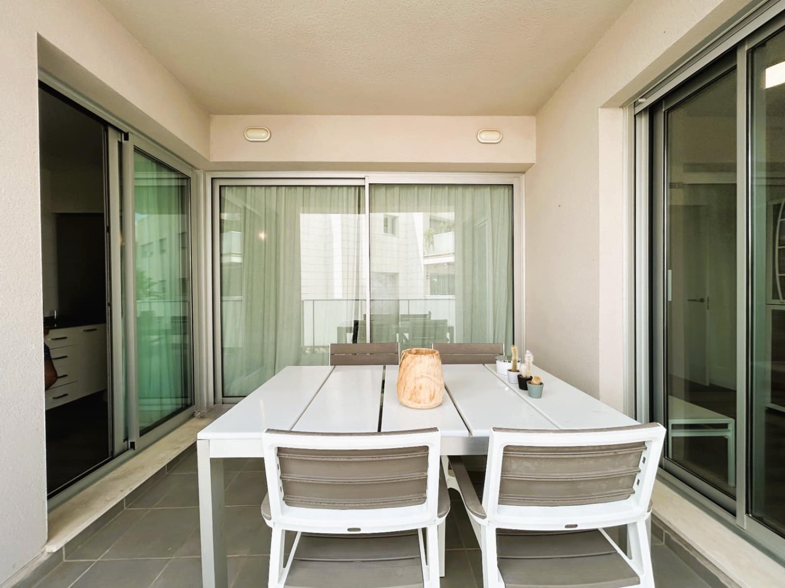 3 bedroom Apartment for rent in Arenal with garage - € 1,295 (Ref: 9734116)