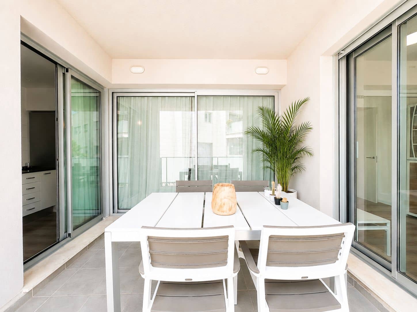 3 camera da letto Appartamento da affittare in Arenal con piscina garage - 1.295 € (Rif: 9734116)