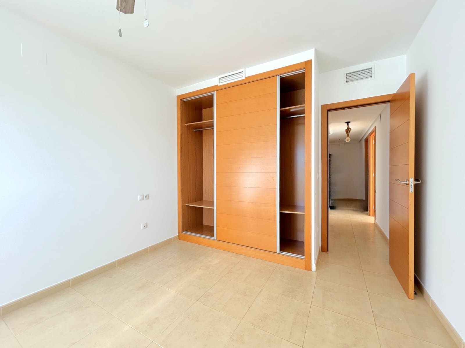 1 bedroom Apartment for rent in Javea / Xabia with garage - € 900 (Ref: 9734117)