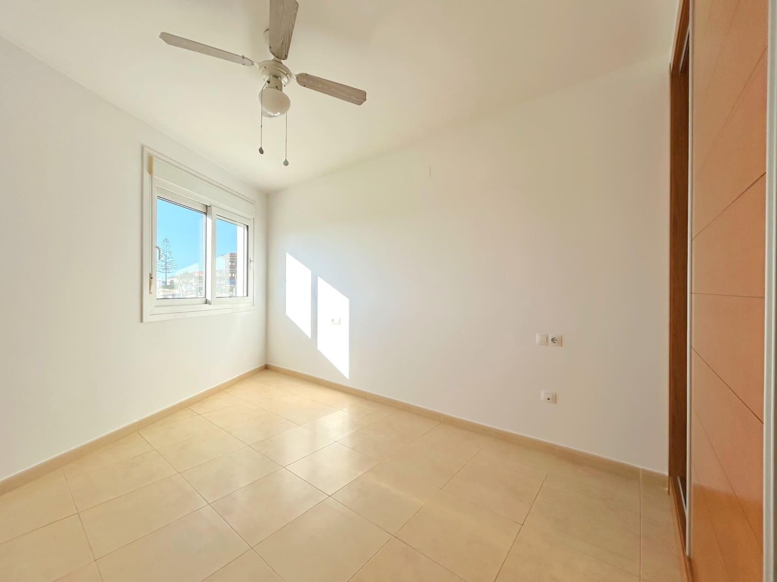 1 bedroom Apartment for rent in Javea / Xabia with garage - € 900 (Ref: 9734117)