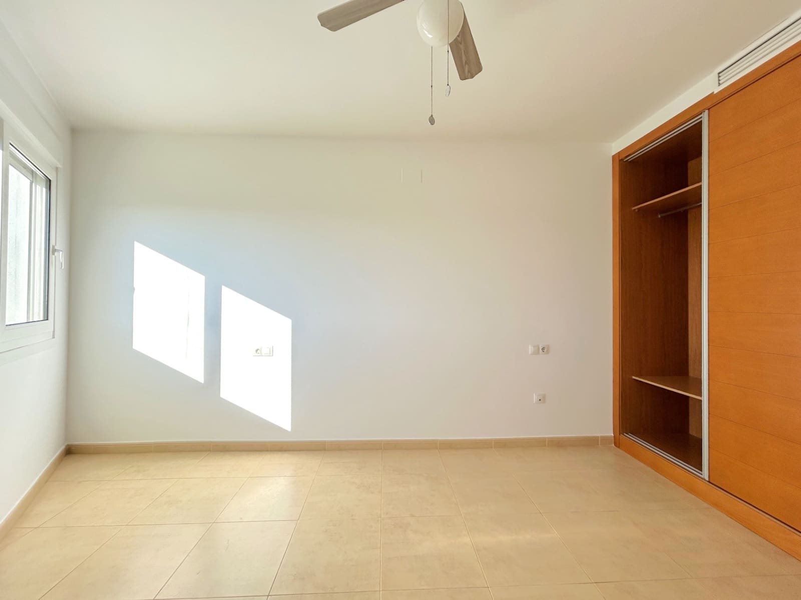 1 bedroom Apartment for rent in Javea / Xabia with garage - € 900 (Ref: 9734117)