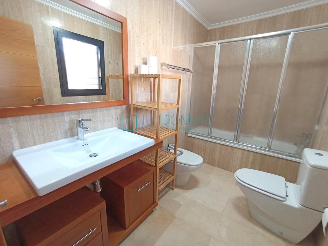 4 bedroom Apartment for rent in Arenal with pool garage - € 2,200 (Ref: 9750954)