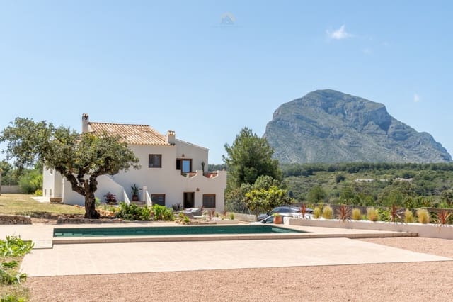 4 sypialnia Willa na sprzedaż w Javea / Xàbia z basenem garażem - 750 000 € (Ref: 9807291)