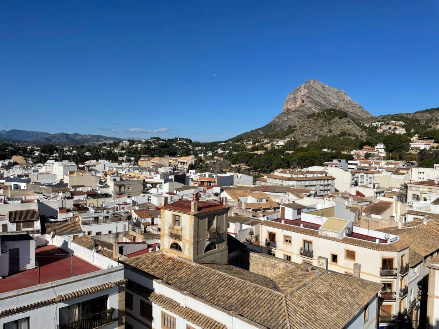 4 bedroom Townhouse for sale in Javea / Xabia - € 270,000 (Ref: 9819380)
