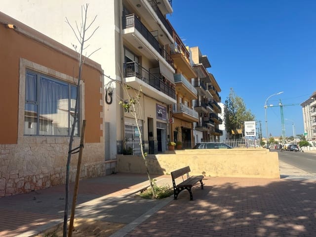 Commercieel te koop in Javea / Xàbia met garage - € 191.000 (Ref: 9834708)