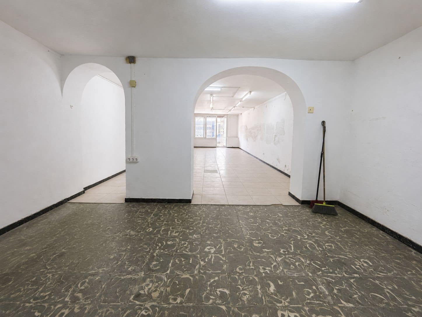 Commercial for sale in Javea / Xabia with garage - € 191,000 (Ref: 9834708)