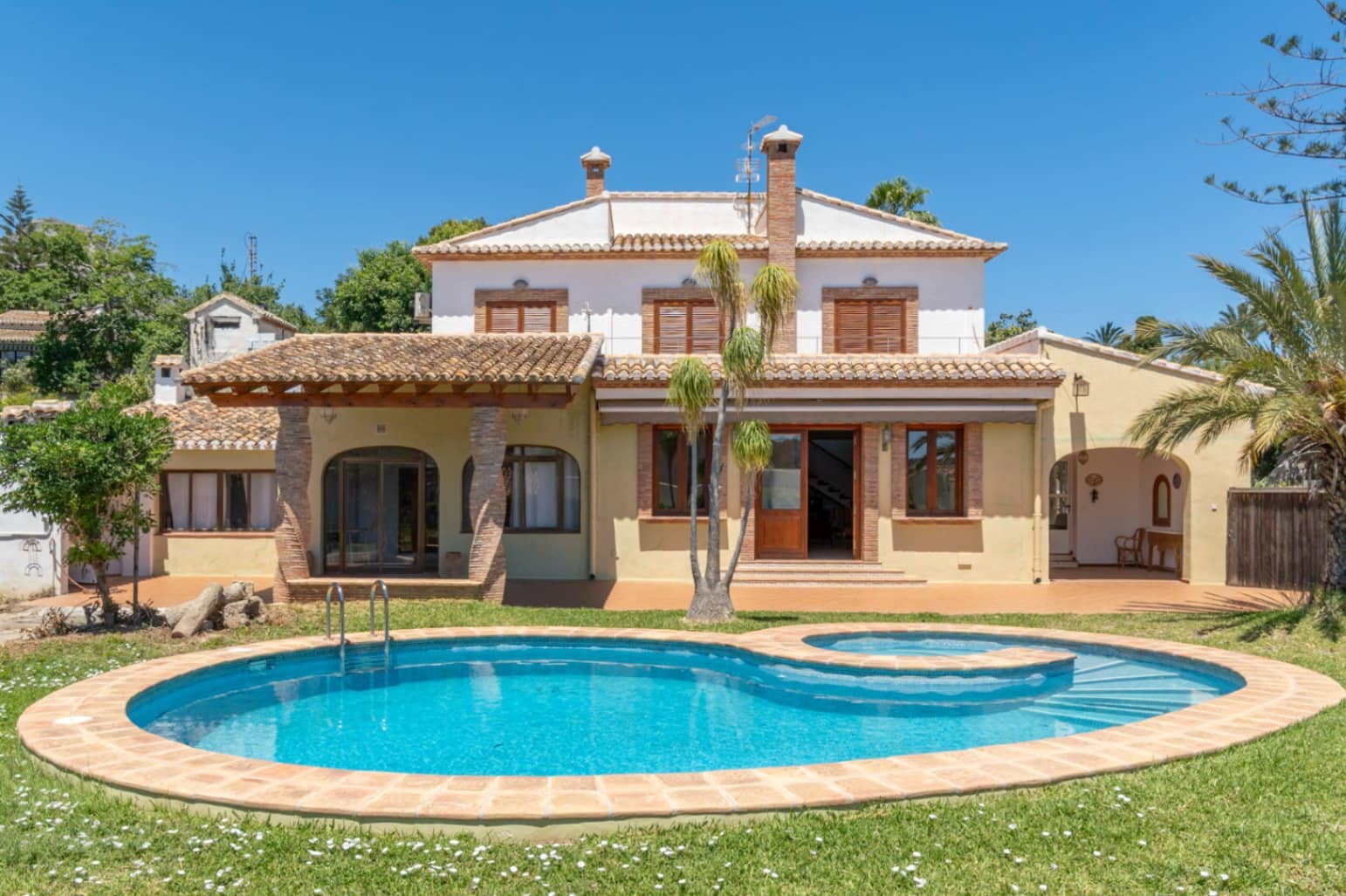 3 bedroom Villa for sale in Javea / Xabia with pool garage - € 1,275,000 (Ref: 9863691)