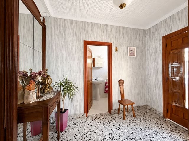 4 slaapkamer Huis te koop in Teulada Pueblo, Teulada-Moraira - € 250.000 (Ref: 9877274)