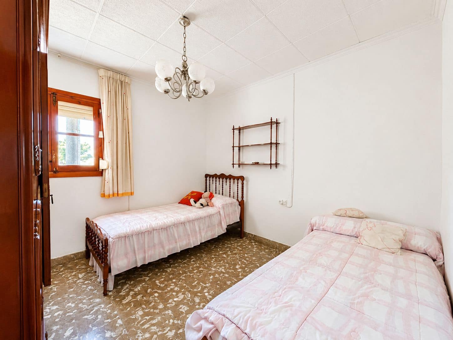 Casa de 4 habitaciones en Teulada en venta - 250.000 € (Ref: 9877274)