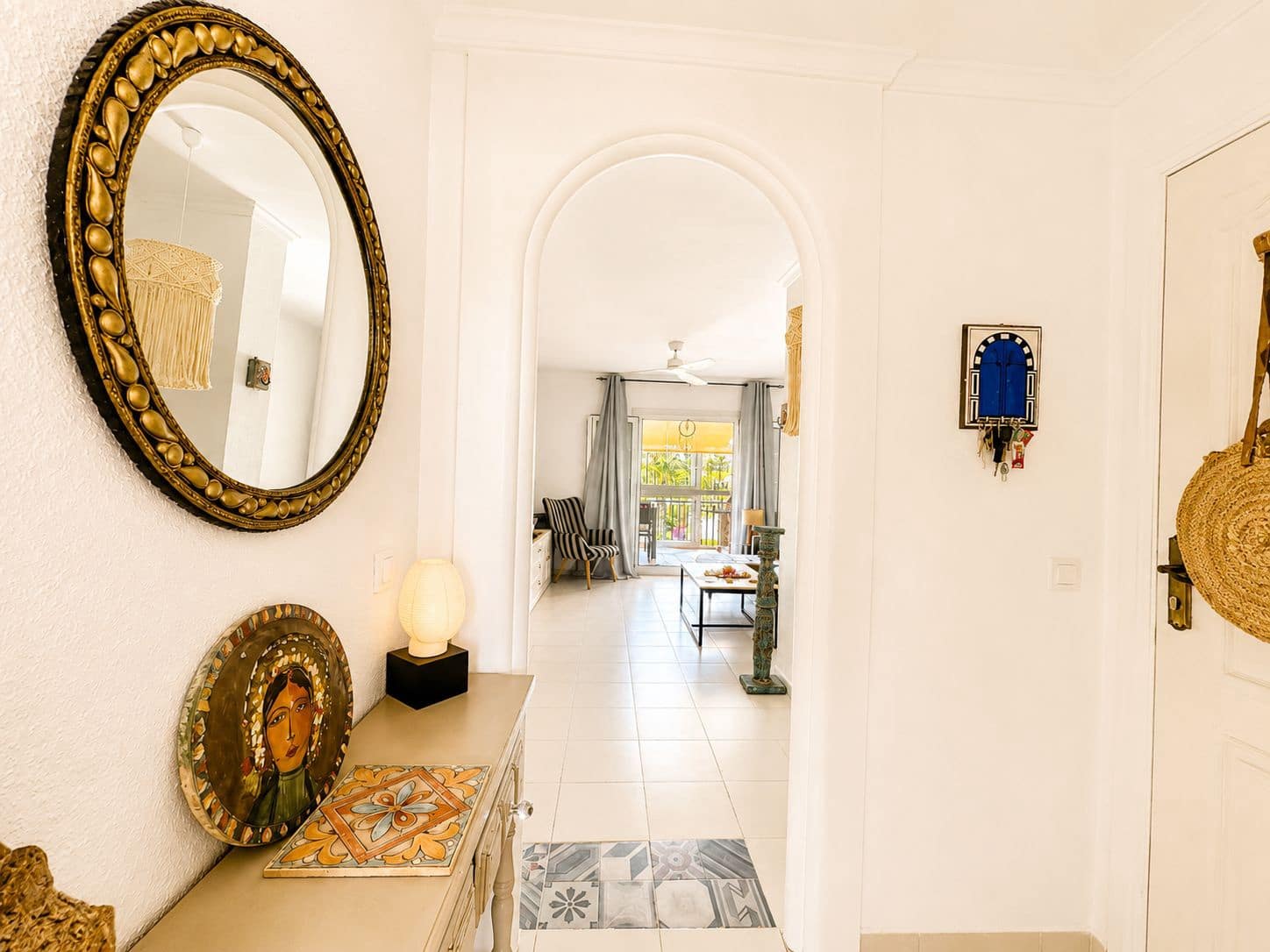 2 bedroom Apartment for rent in Arenal with garage - € 750 (Ref: 9927929)