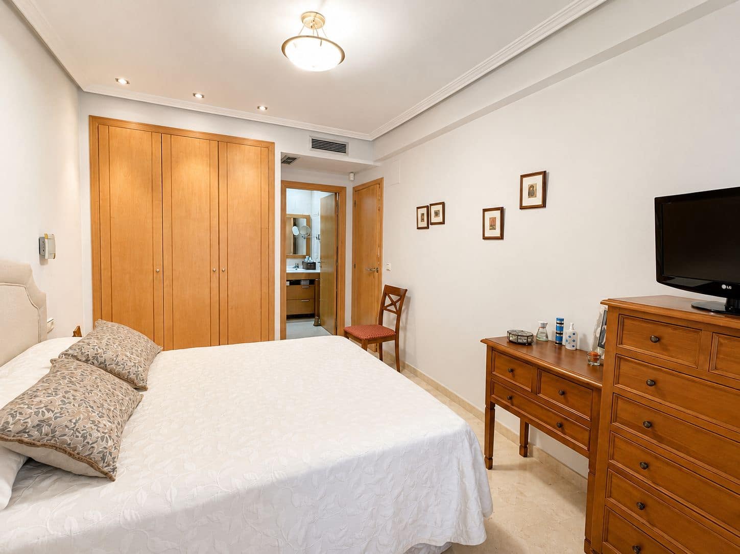 2 bedroom Apartment for rent in Javea / Xabia with pool - € 1,100 (Ref: 9927930)