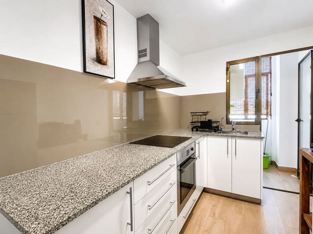 Appartement de 4 chambres à louer à Arenal, Javea / Xàbia avec piscine - 950 € (Ref: 9927931)