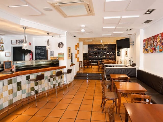 Restaurante/Bar para venda em Centro ciudad, Javea / Xàbia - 65 000 € (Ref: 9938769)