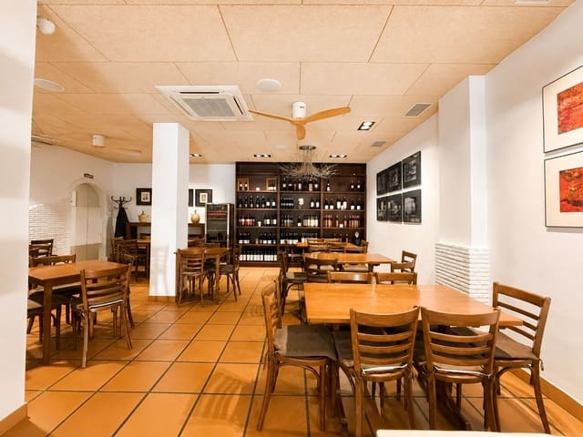 Restaurante/Bar para venda em Centro ciudad, Javea / Xàbia - 65 000 € (Ref: 9938769)