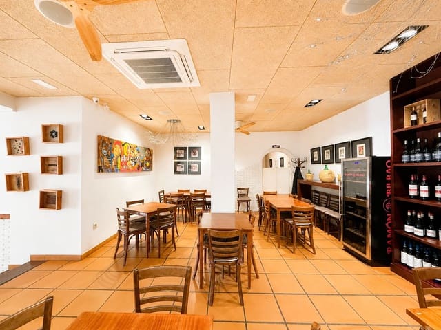 Restaurante/Bar para venda em Centro ciudad, Javea / Xàbia - 65 000 € (Ref: 9938769)