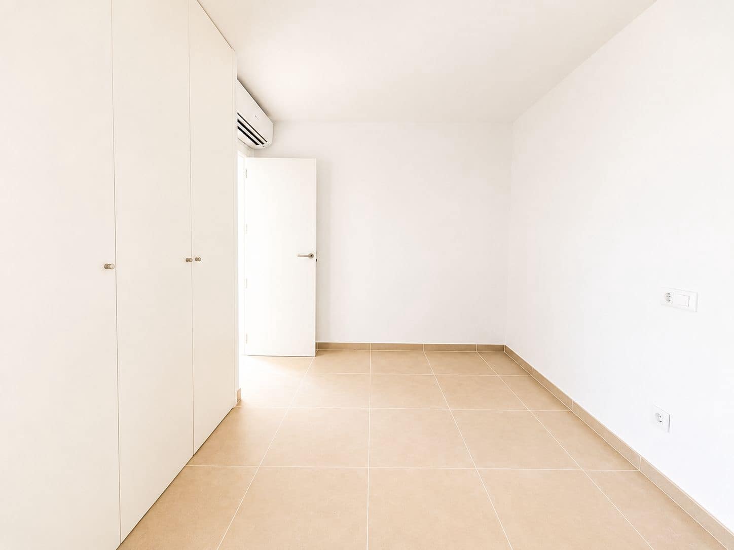 3 bedroom Apartment for rent in Javea / Xabia with pool garage - € 2,300 (Ref: 9958461)
