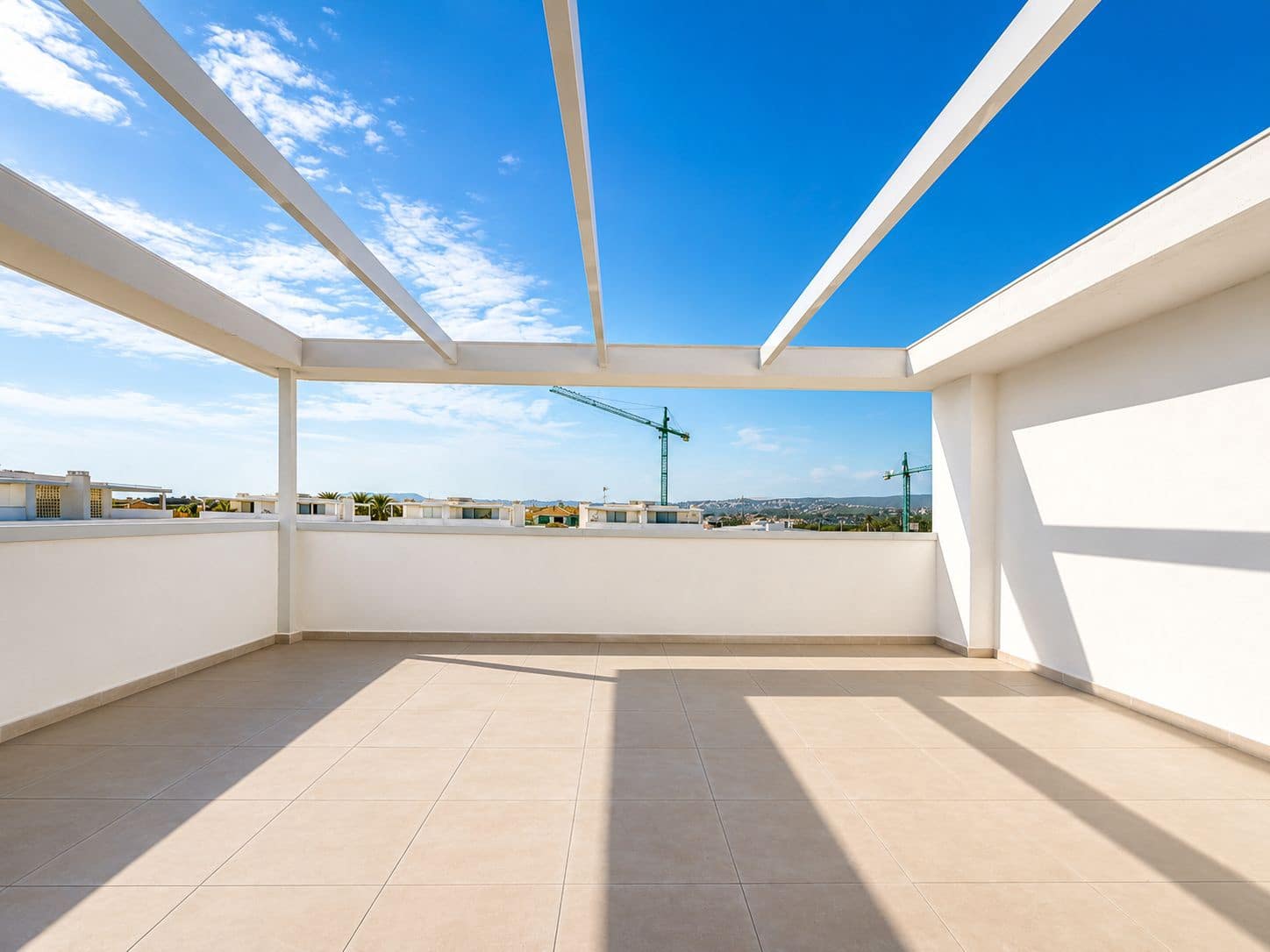 3 bedroom Apartment for rent in Javea / Xabia with pool garage - € 2,300 (Ref: 9958461)