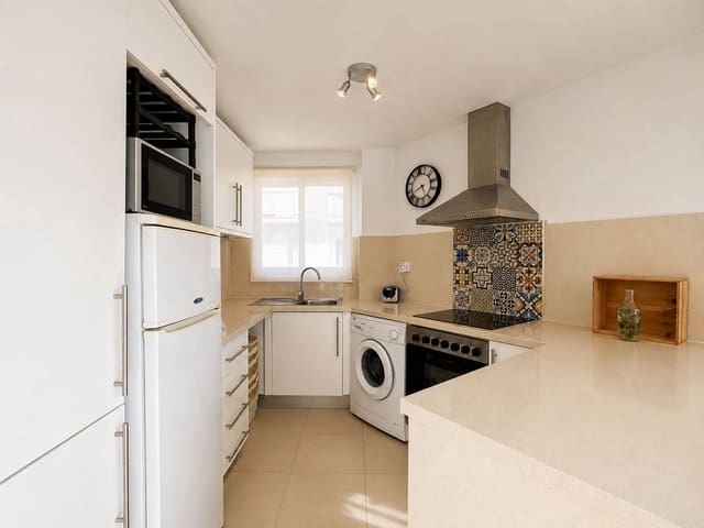 1 slaapkamer Appartement te huur in Javea / Xàbia - € 700 (Ref: 9971646)