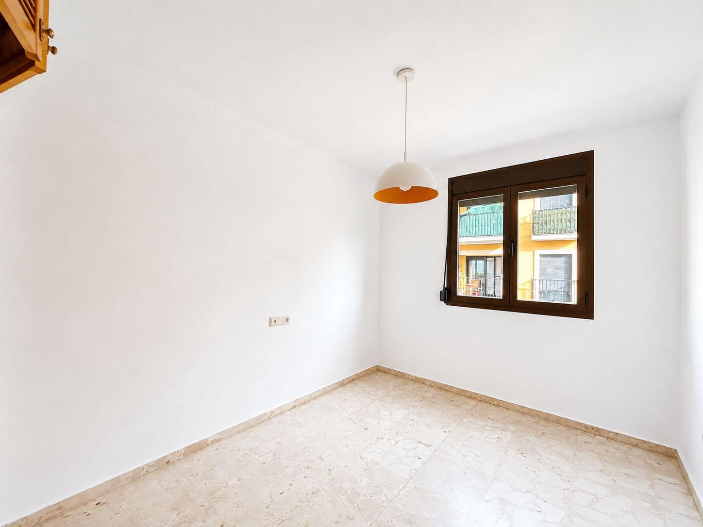 3 slaapkamer Appartement te huur in Javea / Xabia met garage - € 1.000 (Ref: 9981426)