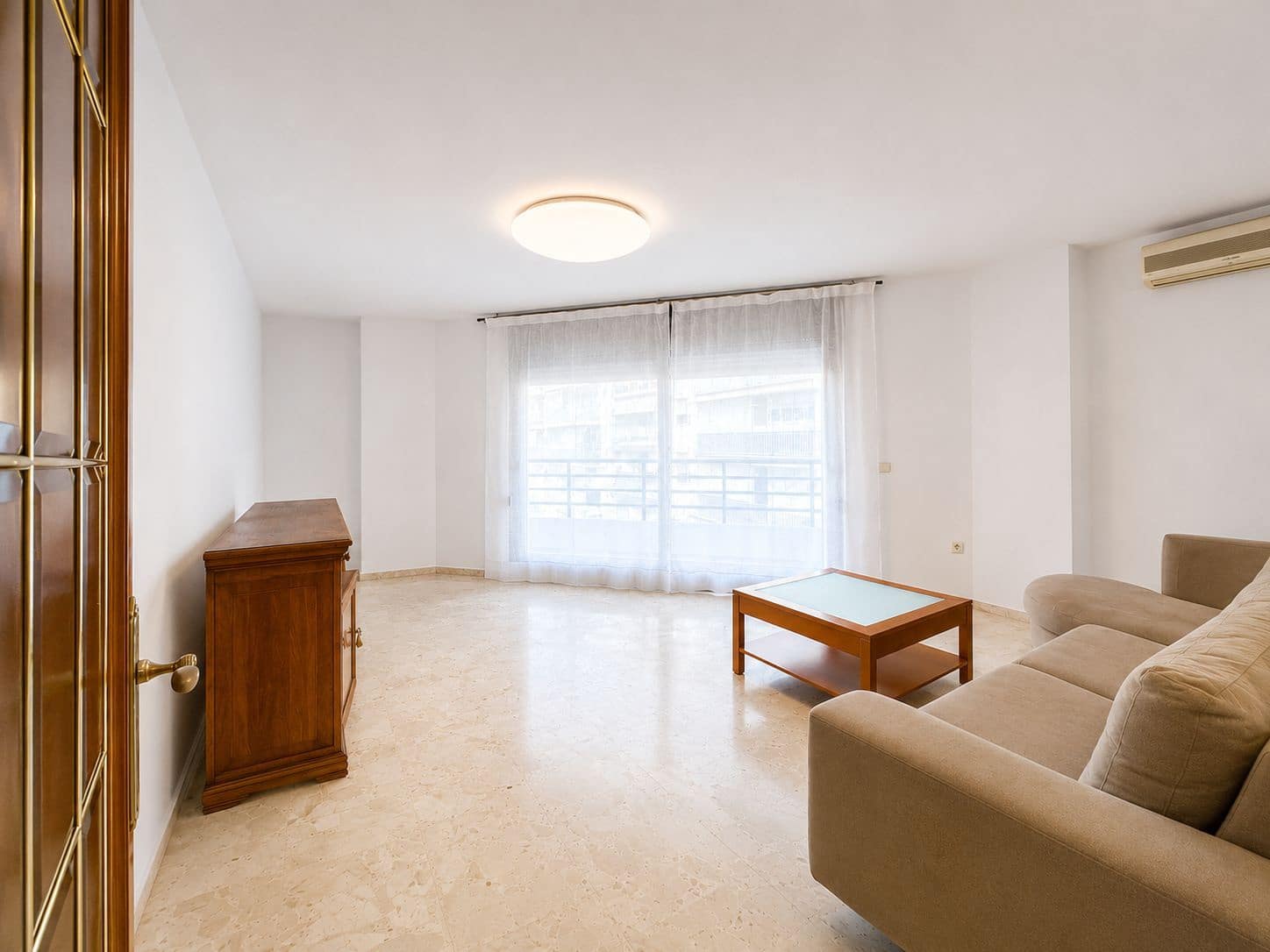 3 slaapkamer Appartement te huur in Javea / Xabia met garage - € 1.000 (Ref: 9981426)