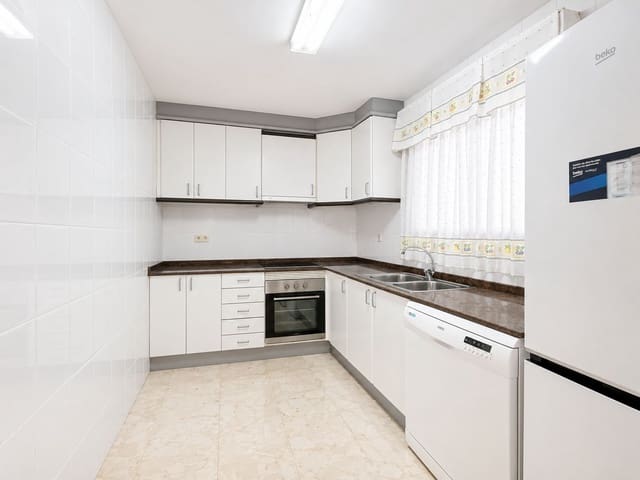 3 camera da letto Appartamento da affittare in Javea / Xàbia con garage - 1.000 € (Rif: 9981426)