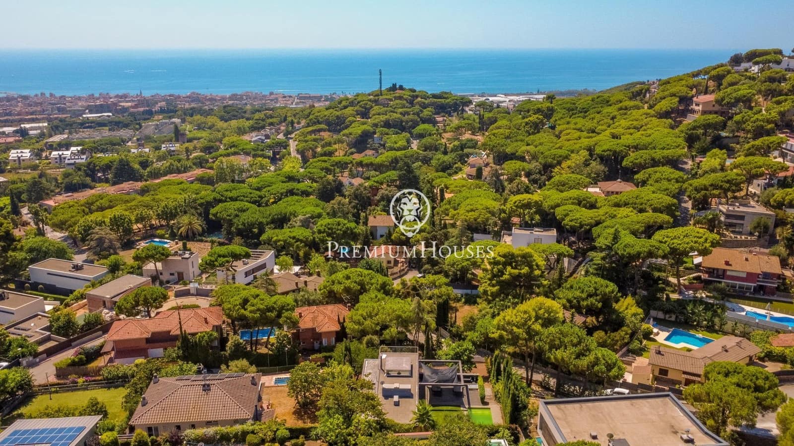 Chalet de 5 habitaciones en Premià de Dalt en venta con piscina garaje - 1.400.000 € (Ref: 10004212)