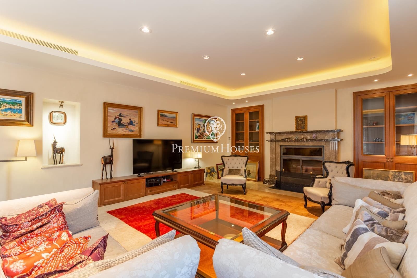 6 chambre Finca/Maison de Campagne à vendre à Sant Andreu de Llavaneres avec piscine - 17 000 000 € (Ref: 10020954)
